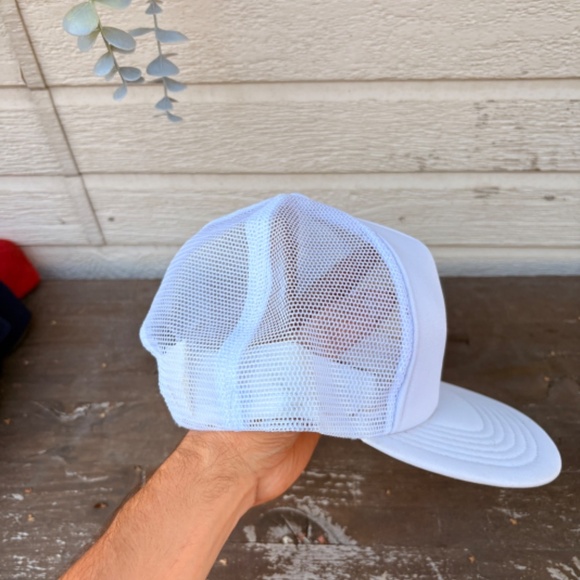 Vintage H&C family lodge fishing hat White river ONTARIO trucker hat snapback - Picture 3 of 5